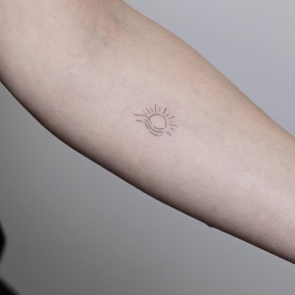 Thinking about inking yourself with a minimalist tattoo? Go to these 8  tattoo artists – Daily Vanity Singapore